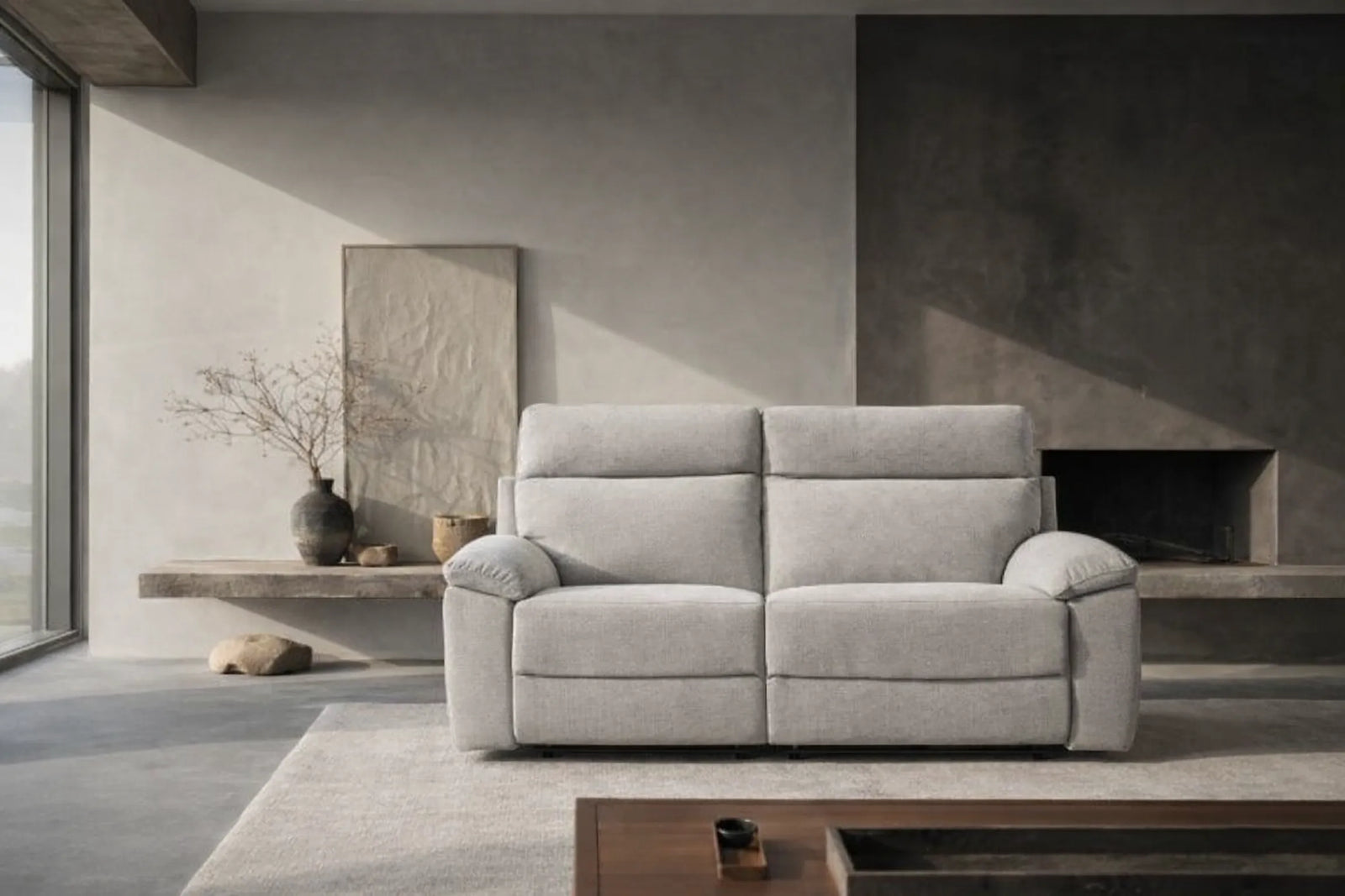 Sofá biplaza modular extensible en tono gris claro modelo Vissuto Kenia.