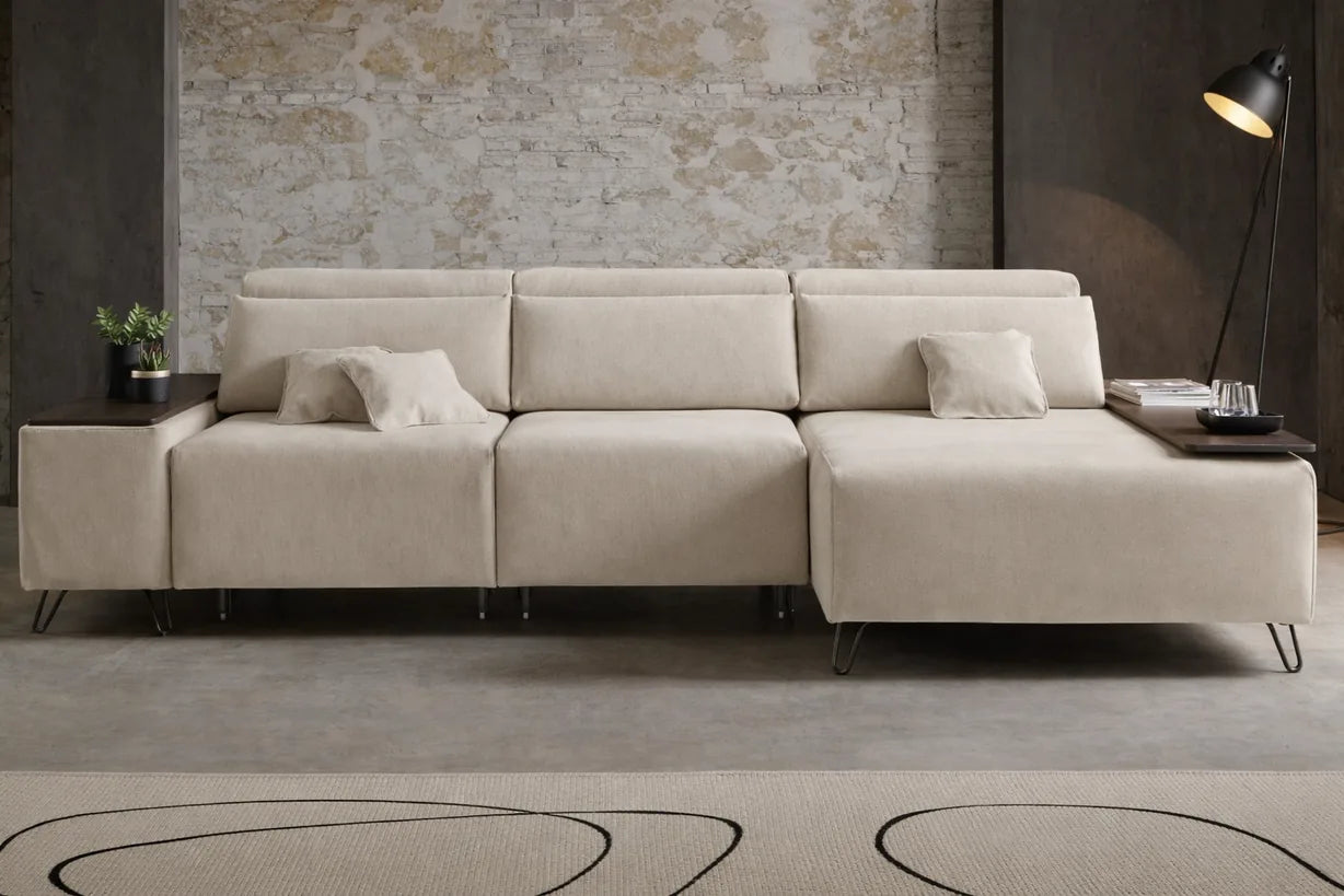 Sofá chaise longe con reposabrazos acabados en madera modelo Vessuto Frisar.