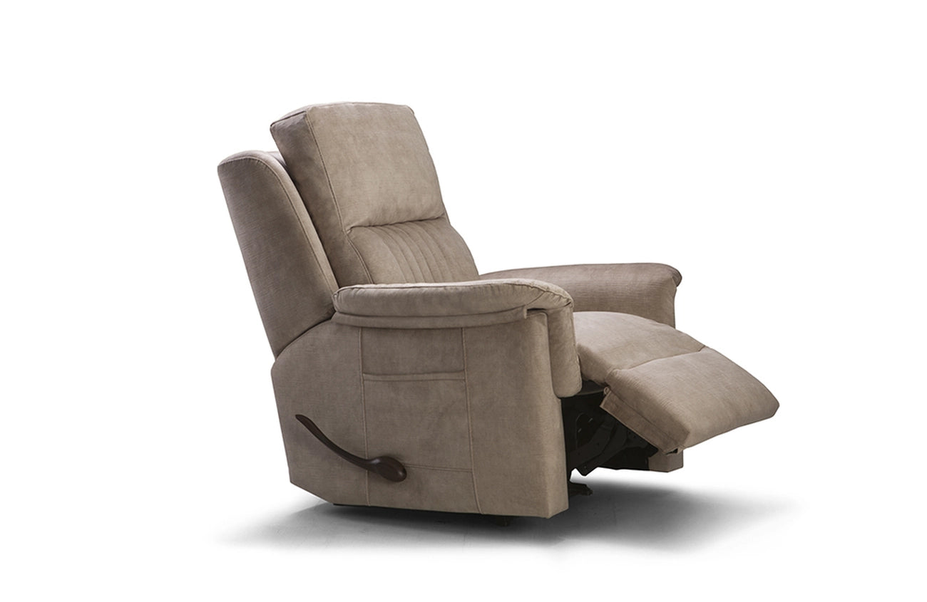 Sillón con reposapiés elevado modelo Vissuto Travis.